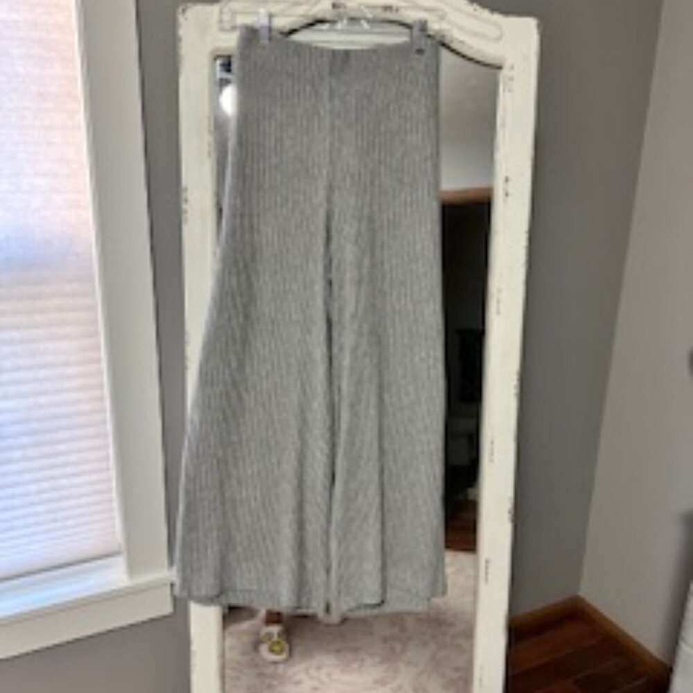 Loft size large soft grey ribbed pants  Perfect for lounging or shopping!